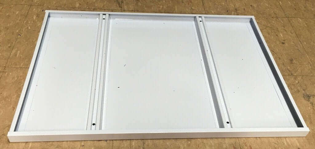 Underside deck 1mWx0.5mD, 150Kg/ level, white